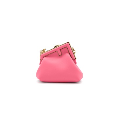 FENDI NANO FENDI FIRST CHARM 7AS051ABVEF1HB7 (11.5*10*5.5cm) FENDI NANO FENDI FIRST CHARM 7AS051ABVEF1HB7 (11.5*10*5.5cm)